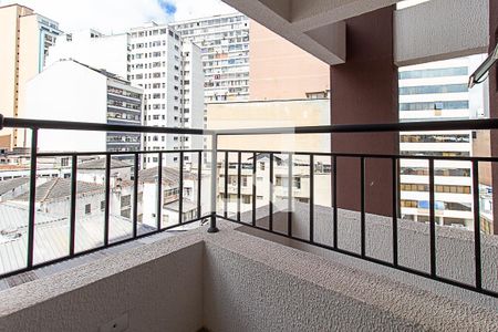 Sacada de kitnet/studio para alugar com 1 quarto, 36m² em Centro, Curitiba