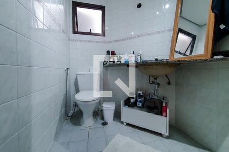 Apartamento à venda com 84m², 2 quartos e 1 vaga Apartamento à venda com 84m², 2 quartos e 1 vagaBanheiro