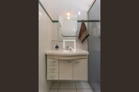 Casa à venda com 240m², 3 quartos e 2 vagas Casa à venda com 240m², 3 quartos e 2 vagasBanheiro da Suíte 1