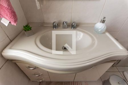 Casa à venda com 240m², 3 quartos e 2 vagas Casa à venda com 240m², 3 quartos e 2 vagasBanheiro da Suíte 2