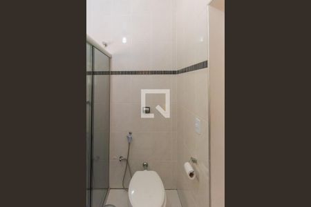 Casa à venda com 240m², 3 quartos e 2 vagas Casa à venda com 240m², 3 quartos e 2 vagasBanheiro da Suíte 1