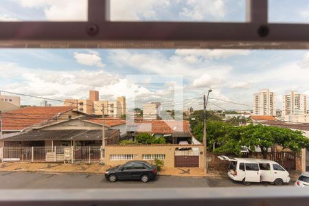 Casa à venda com 240m², 3 quartos e 2 vagas Casa à venda com 240m², 3 quartos e 2 vagasVista da Suíte 2