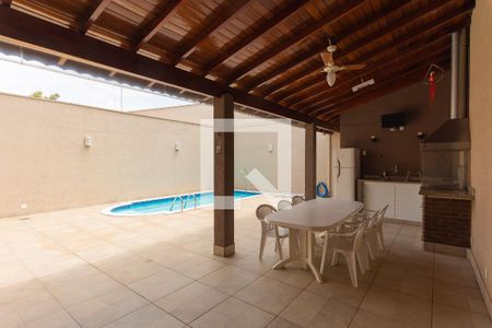 Casa à venda com 240m², 3 quartos e 2 vagas Casa à venda com 240m², 3 quartos e 2 vagasChurrasqueira