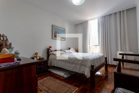 Apartamento à venda com 380m², 3 quartos e 5 vagas Apartamento à venda com 380m², 3 quartos e 5 vagasSuíte