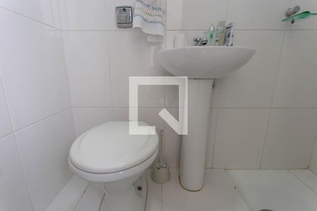 Apartamento à venda com 380m², 3 quartos e 5 vagas Apartamento à venda com 380m², 3 quartos e 5 vagasBanheiro/Área de Serviço