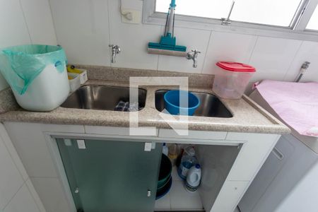 Apartamento à venda com 380m², 3 quartos e 5 vagas Apartamento à venda com 380m², 3 quartos e 5 vagasÁrea de Serviço