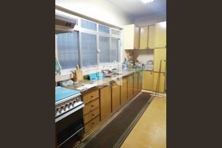 Casa à venda com 267m², 3 quartos e 4 vagas