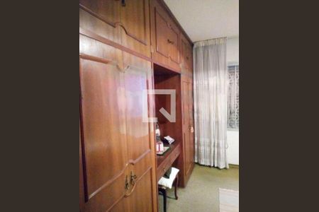Casa à venda com 267m², 3 quartos e 4 vagas