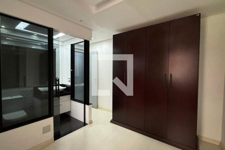 Suíte 1 de apartamento à venda com 2 quartos, 74m² em Jardim Tupanci, Barueri