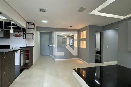 Sala de apartamento à venda com 2 quartos, 74m² em Jardim Tupanci, Barueri