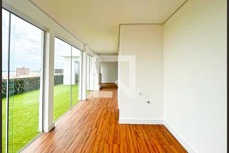 Apartamento para alugar com 222m², 3 quartos e 2 vagasSala Intima 3