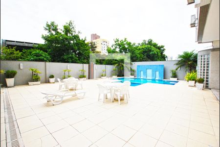 Apartamento para alugar com 222m², 3 quartos e 2 vagasÁrea comum - Piscina