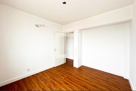 Apartamento para alugar com 222m², 3 quartos e 2 vagasQuarto 2