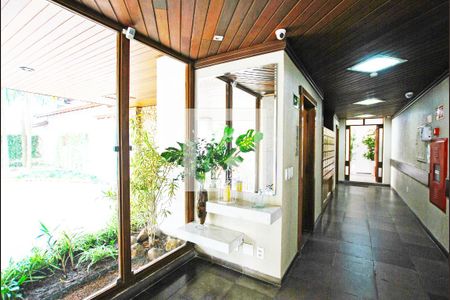 Apartamento para alugar com 222m², 3 quartos e 2 vagasHall de Entrada