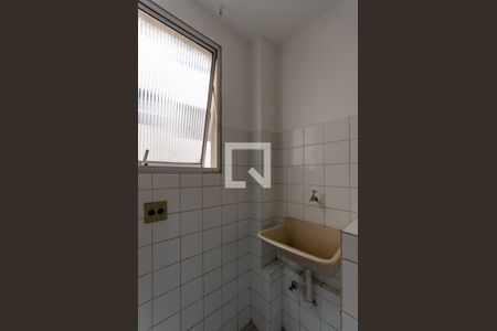 Apartamento à venda com 60m², 2 quartos e 1 vagaÁrea de serviço
