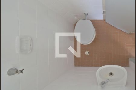 Casa à venda com 224m², 4 quartos e 3 vagas Casa à venda com 224m², 4 quartos e 3 vagasBanheiro de serviço