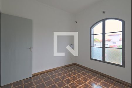 Casa à venda com 224m², 4 quartos e 3 vagas Casa à venda com 224m², 4 quartos e 3 vagasSala 3