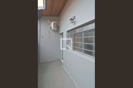 Casa à venda com 224m², 4 quartos e 3 vagas Casa à venda com 224m², 4 quartos e 3 vagasSala 2 - Área de Luz