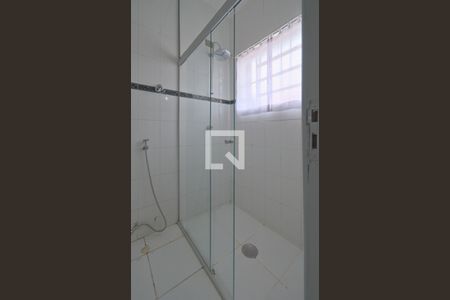 Casa à venda com 224m², 4 quartos e 3 vagas Casa à venda com 224m², 4 quartos e 3 vagasBanheiro da Suíte