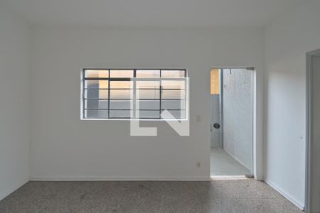 Casa à venda com 224m², 4 quartos e 3 vagas Casa à venda com 224m², 4 quartos e 3 vagasSala 2