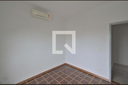 Casa à venda com 224m², 4 quartos e 3 vagas Casa à venda com 224m², 4 quartos e 3 vagasSala 3