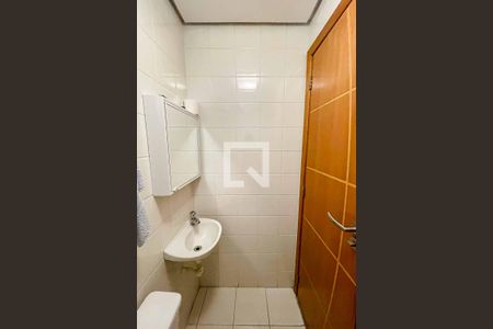 Apartamento à venda com 171m², 3 quartos e 3 vagas Apartamento à venda com 171m², 3 quartos e 3 vagasBanheiro de Serviço