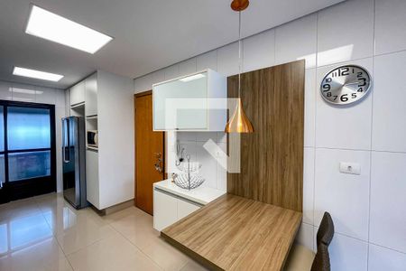Apartamento à venda com 171m², 3 quartos e 3 vagas Apartamento à venda com 171m², 3 quartos e 3 vagasCozinha