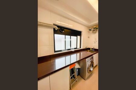 Apartamento à venda com 171m², 3 quartos e 3 vagas Apartamento à venda com 171m², 3 quartos e 3 vagasCozinha