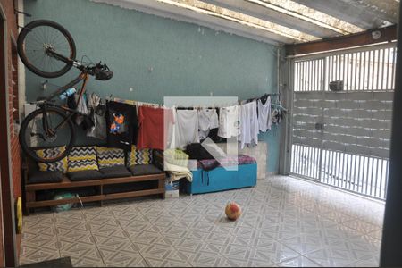 Casa à venda com 70m², 2 quartos e 2 vagasGaragem