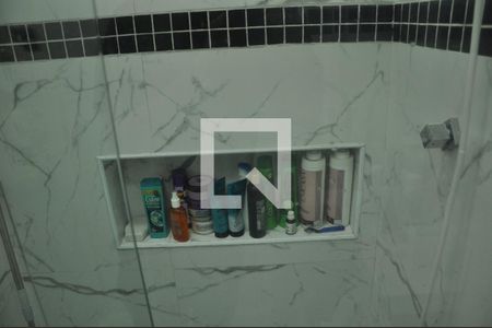 Casa à venda com 70m², 2 quartos e 2 vagasBanheiro