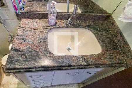 Apartamento à venda com 175m², 3 quartos e 3 vagasBanheiro da suíte 