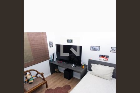 Casa à venda com 98m², 2 quartos e 2 vagas