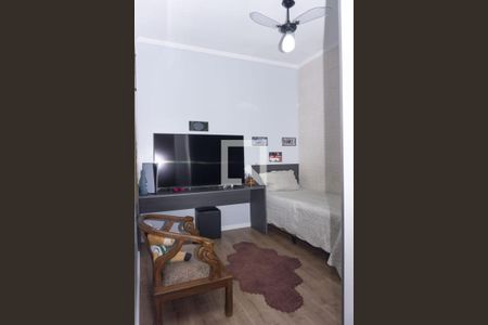 Casa à venda com 98m², 2 quartos e 2 vagas