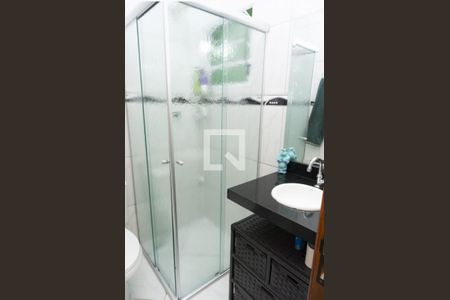 Casa à venda com 98m², 2 quartos e 2 vagas