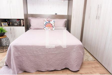 Casa à venda com 98m², 2 quartos e 2 vagas