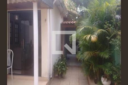 Casa à venda com 450m², 6 quartos e 2 vagas Casa à venda com 450m², 6 quartos e 2 vagasFoto 03