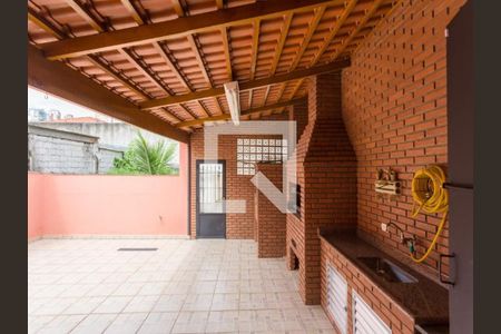 Casa à venda com 240m², 3 quartos e 4 vagas