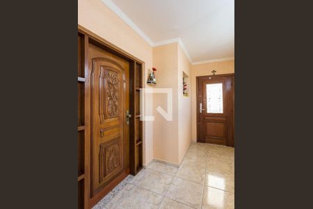 Casa à venda com 240m², 3 quartos e 4 vagas