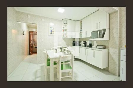 Casa para alugar com 210m², 2 quartos e 1 vaga