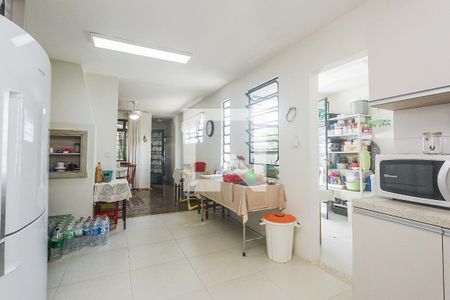 Casa à venda com 210m², 3 quartos e 2 vagas Casa à venda com 210m², 3 quartos e 2 vagasCozinha 1