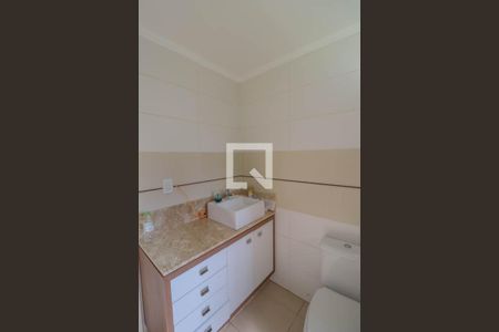 Casa à venda com 120m², 3 quartos e 3 vagasBanheiro do Quarto 1