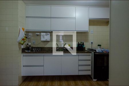 Apartamento à venda com 182m², 4 quartos e 2 vagasCozinha