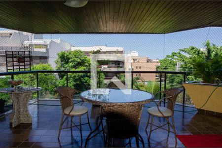 Apartamento à venda com 182m², 4 quartos e 2 vagasVaranda da Sala