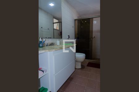 Apartamento à venda com 182m², 4 quartos e 2 vagasBanheiro Social