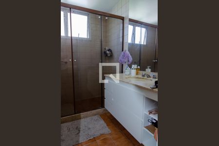 Apartamento à venda com 182m², 4 quartos e 2 vagasBanheiro da Suíte 1