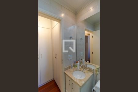 Apartamento à venda com 92m², 3 quartos e 2 vagas Apartamento à venda com 92m², 3 quartos e 2 vagasBanheiro da Suíte