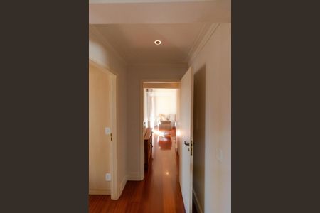 Apartamento à venda com 92m², 3 quartos e 2 vagas Apartamento à venda com 92m², 3 quartos e 2 vagasCorredor