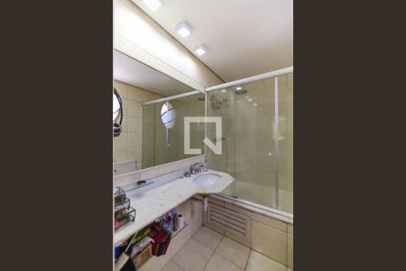 Apartamento para alugar com 109m², 3 quartos e 2 vagas Apartamento para alugar com 109m², 3 quartos e 2 vagasBanheiro da Suíte