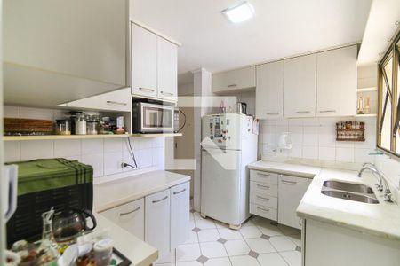 Apartamento para alugar com 109m², 3 quartos e 2 vagas Apartamento para alugar com 109m², 3 quartos e 2 vagasCozinha
