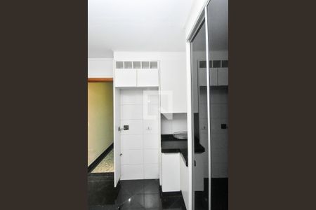 Casa à venda com 265m², 3 quartos e 3 vagas Casa à venda com 265m², 3 quartos e 3 vagasCozinha